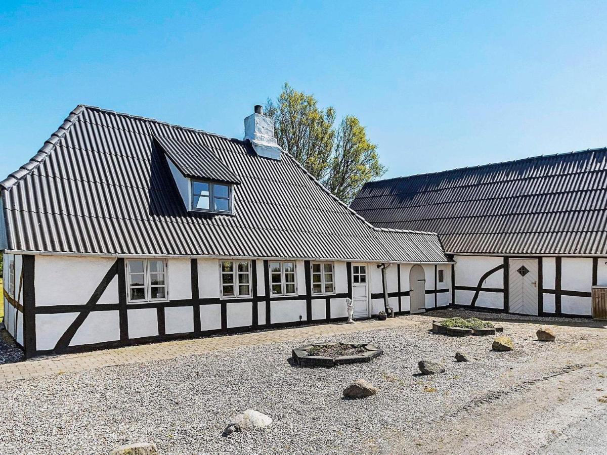 4 Person Holiday Home In Tranek R Tranekær Buitenkant foto